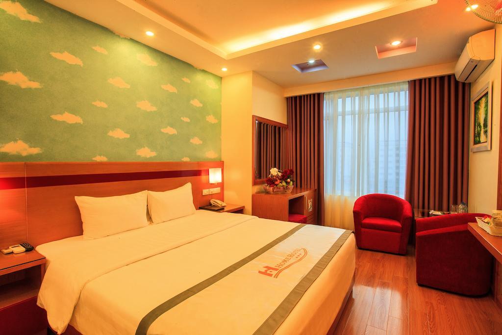 Home Cau Giay Hotel ハノイ市 エクステリア 写真