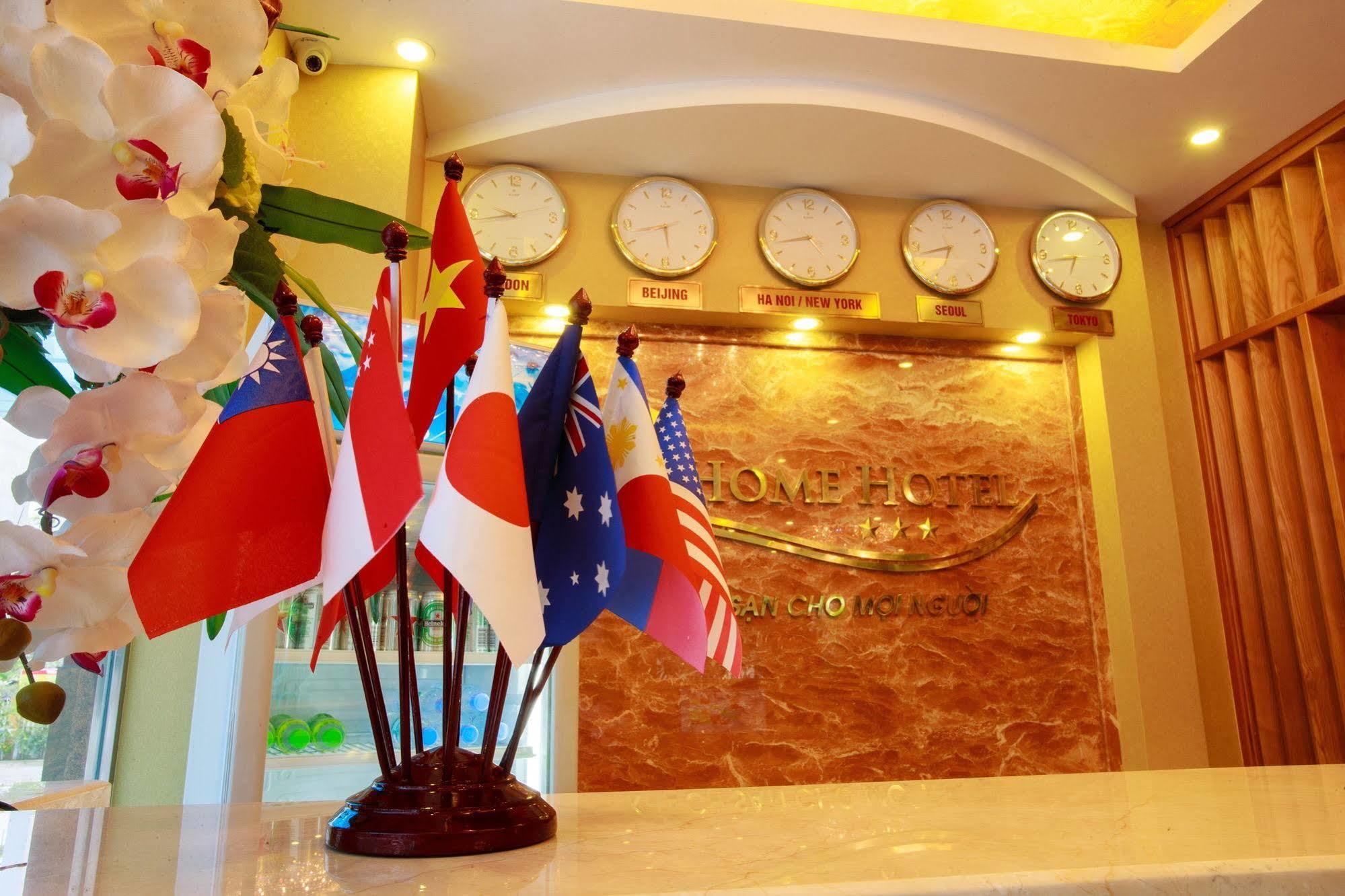 Home Cau Giay Hotel ハノイ市 エクステリア 写真